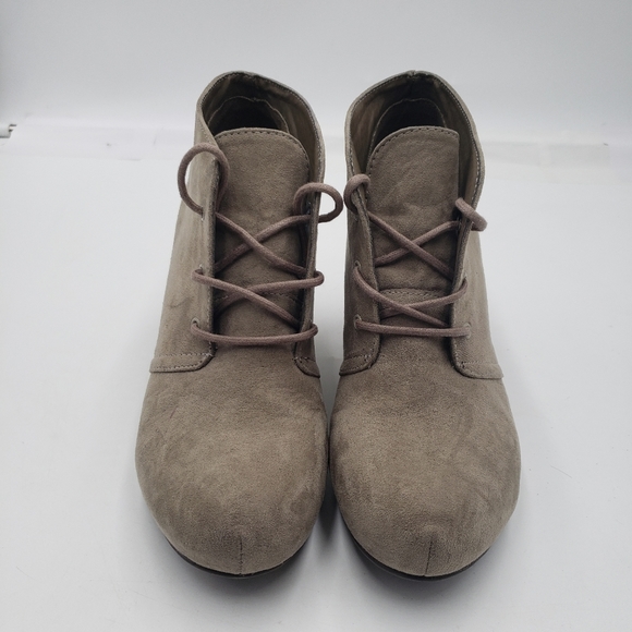 X Appeal Flynn Womens 8 Wedge Bootie Tan Fabric Lace Up 3.5 In Platform - Picture 3 of 9